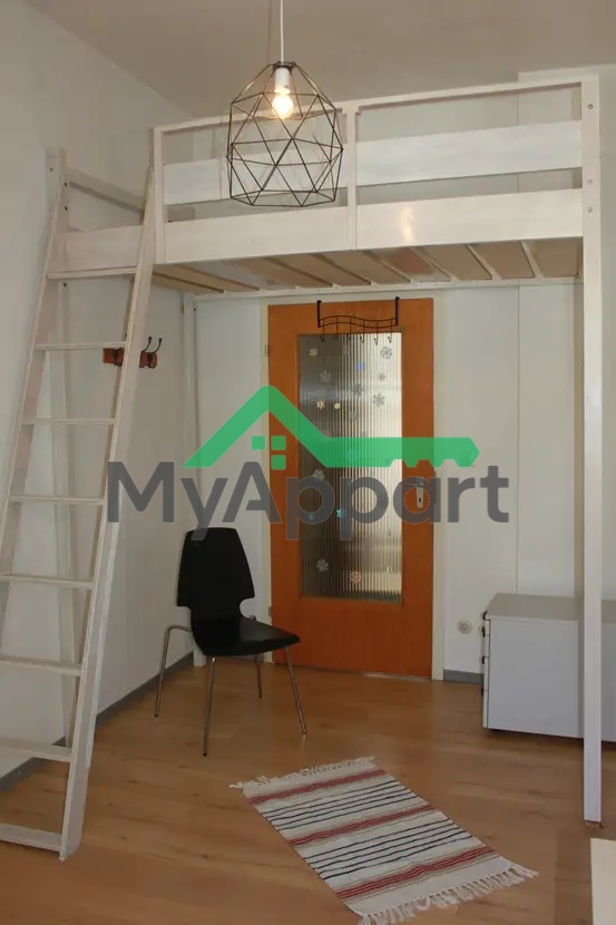 Chambre / petit studio • 1 pièce • 12 m² – Paris 11e — photo 1