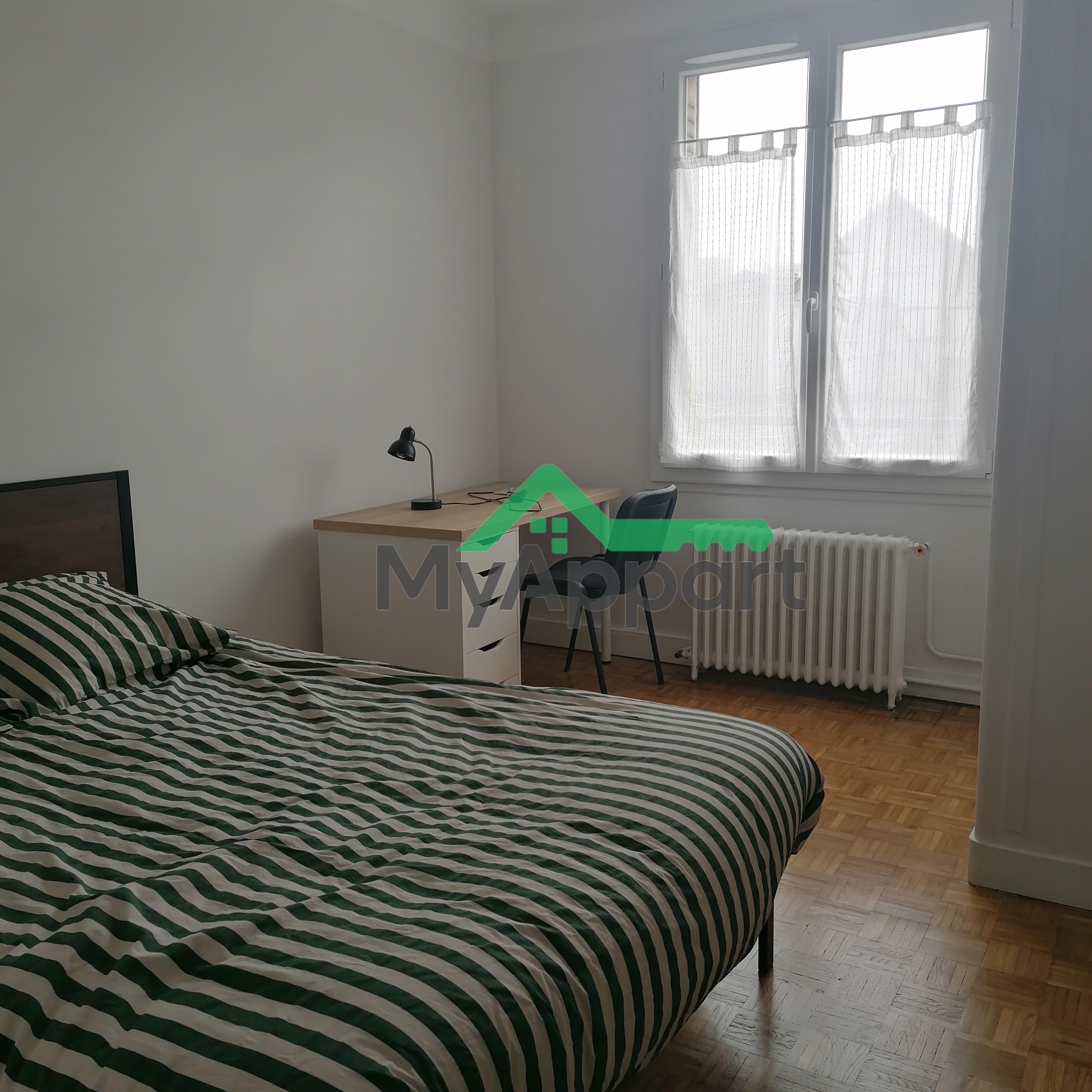 Chambre dans une colocation calme,  La Courneuve (93120)