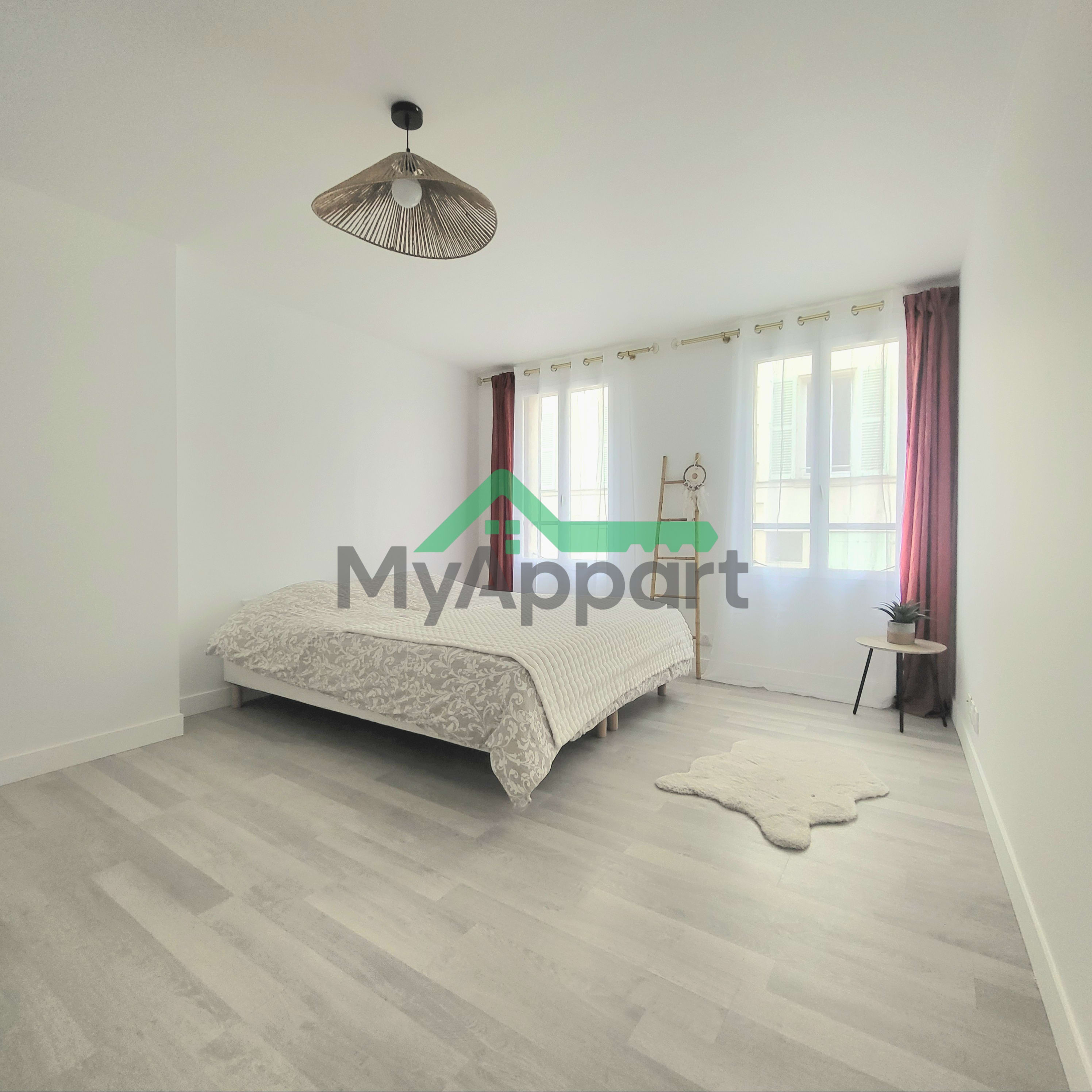 Maison de ville avec jardin 3p rénovée 61m2 au centre de Magny-en-Vexin — photo 3