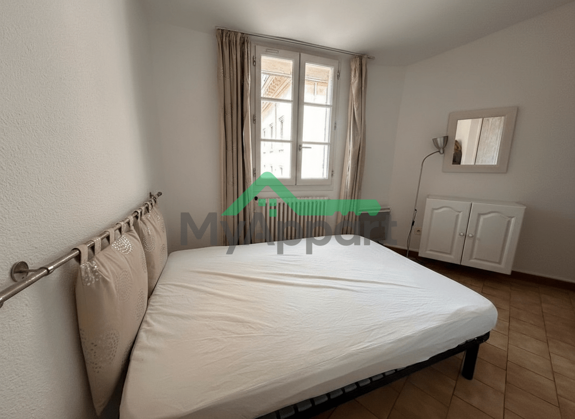 Particulier loue grand T2