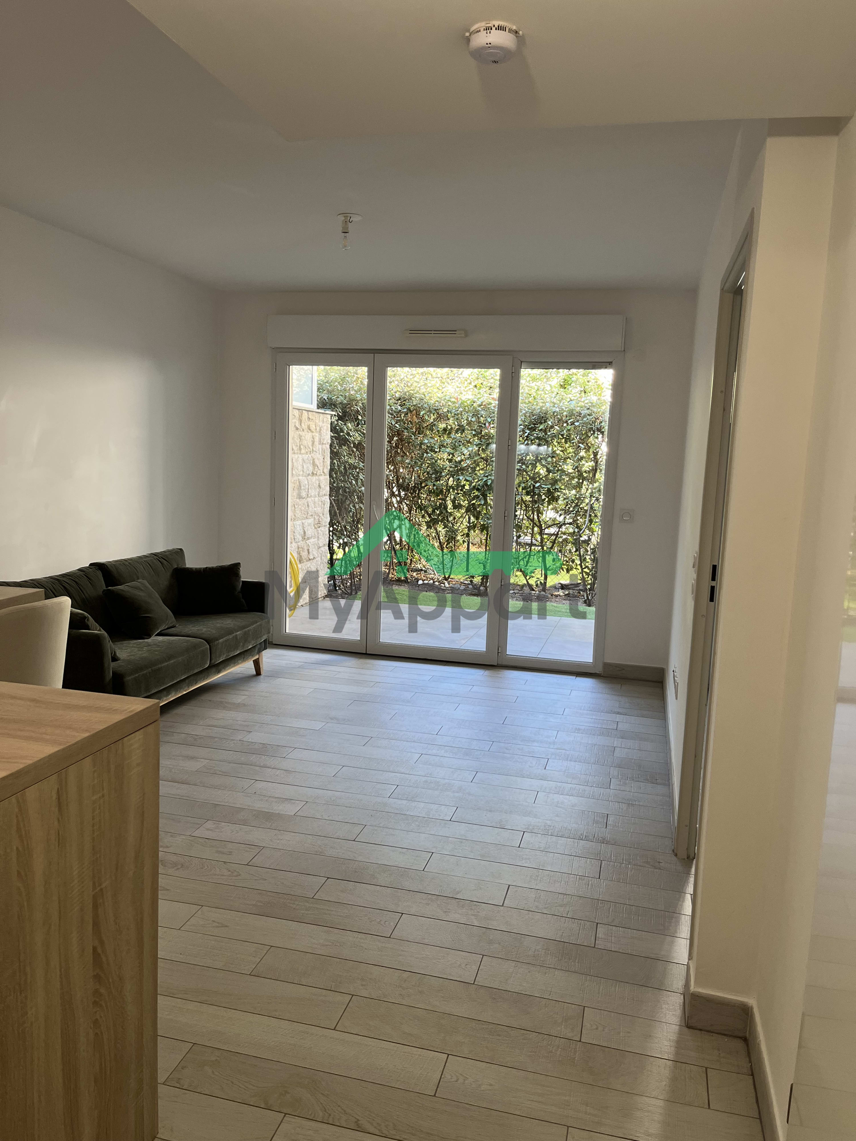 Ste maxime location meublée T2