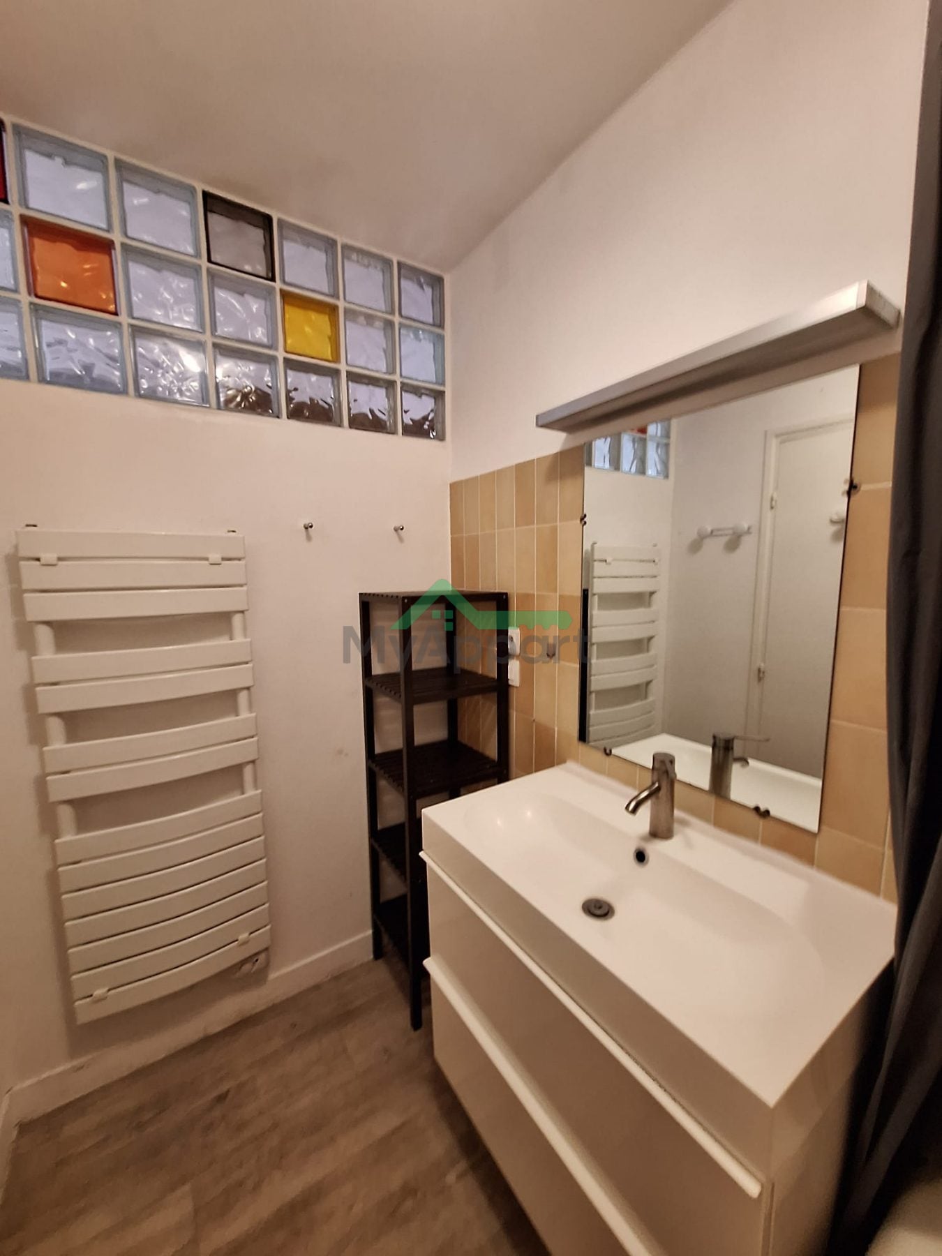 Appartement familial 110 m² face au parc du Vivier – Écully – 2 garages – 1 850 € TCC — photo 9