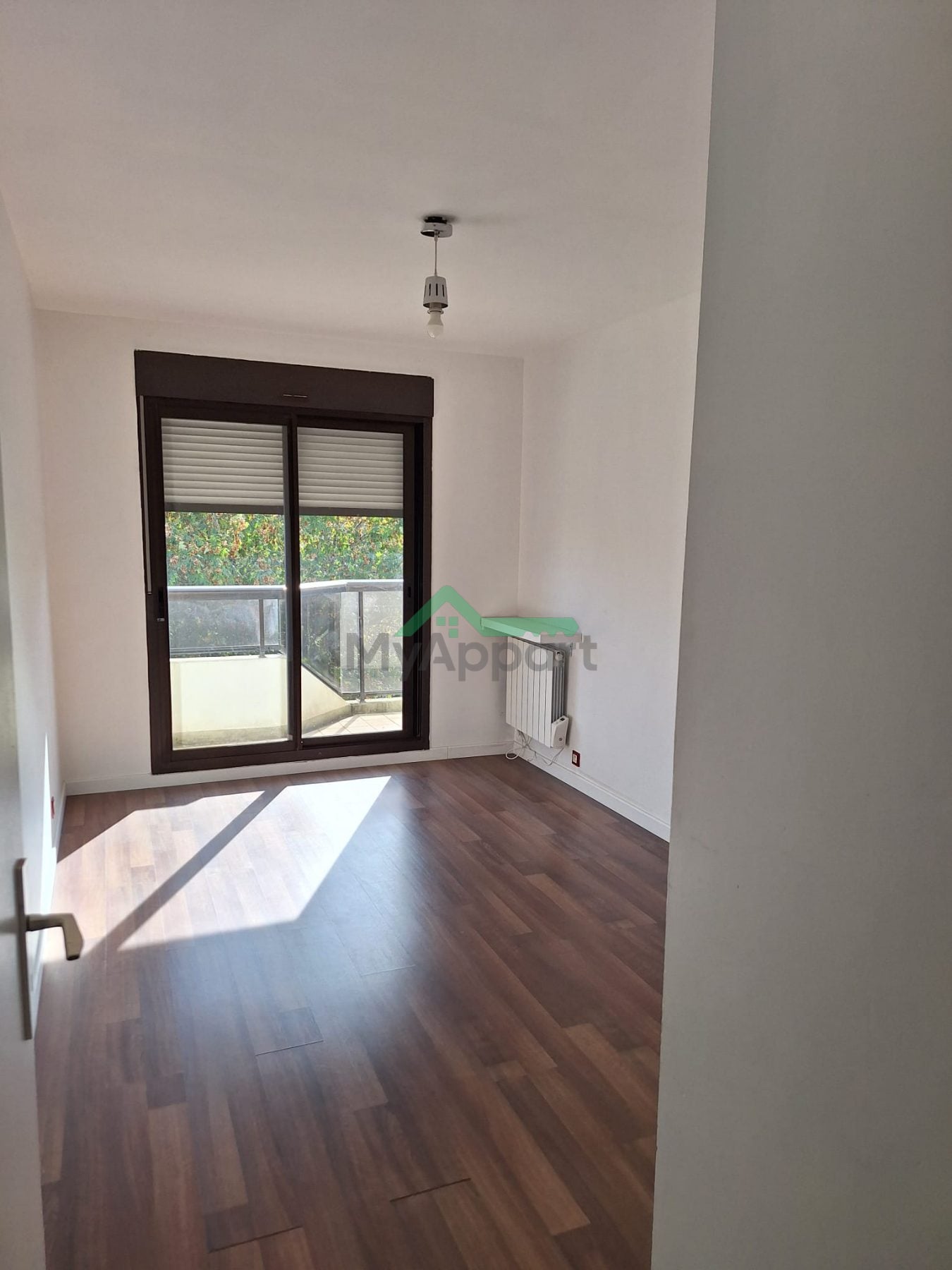Appartement familial 110 m² face au parc du Vivier – Écully – 2 garages – 1 850 € TCC — photo 5