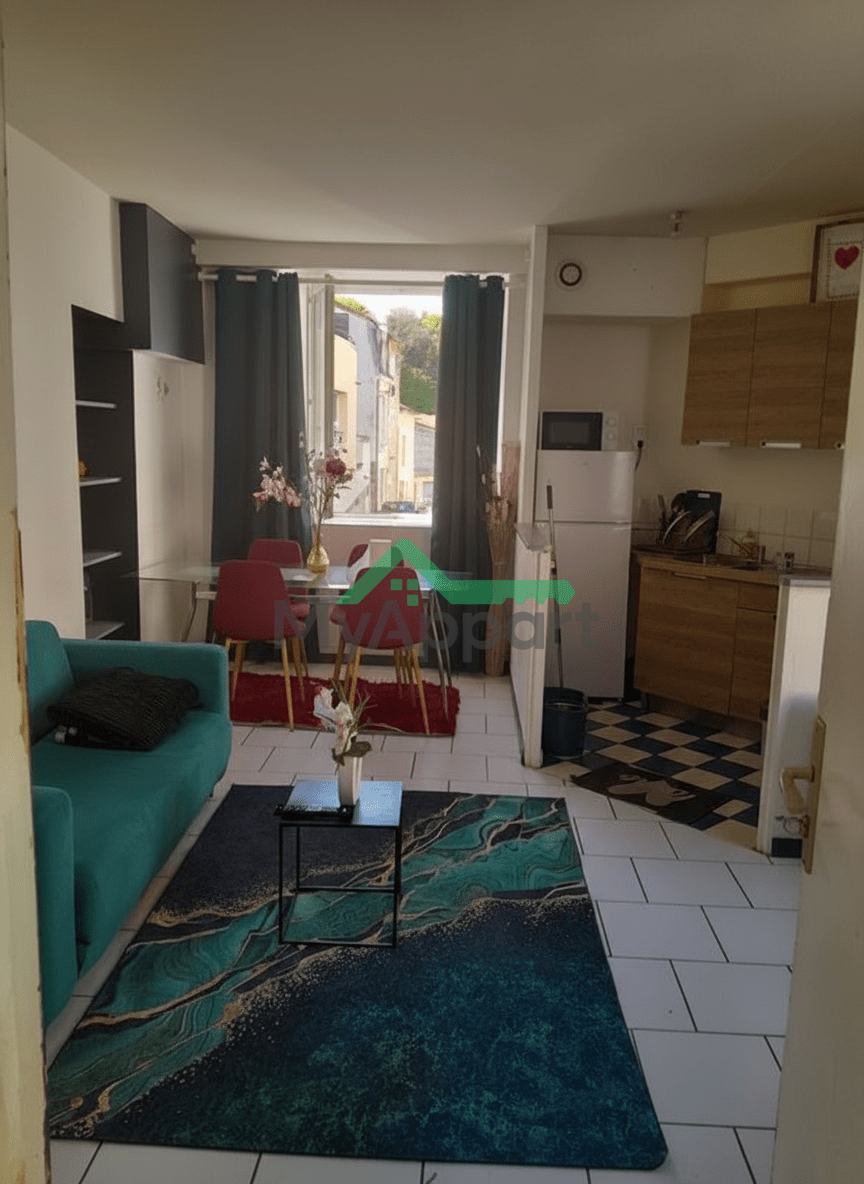 T2-Lumineux-47M2- quartier pont Neuf -Mi-chemin entre FAC et centre-ville-