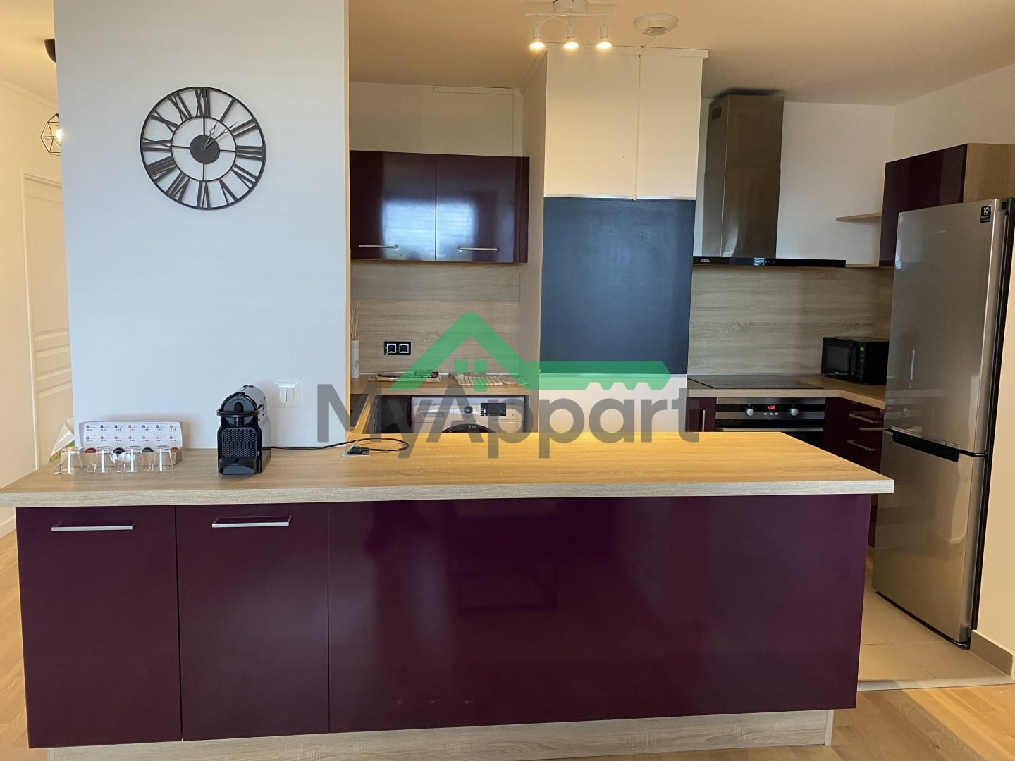 Appartement 5 pièces 14 m²