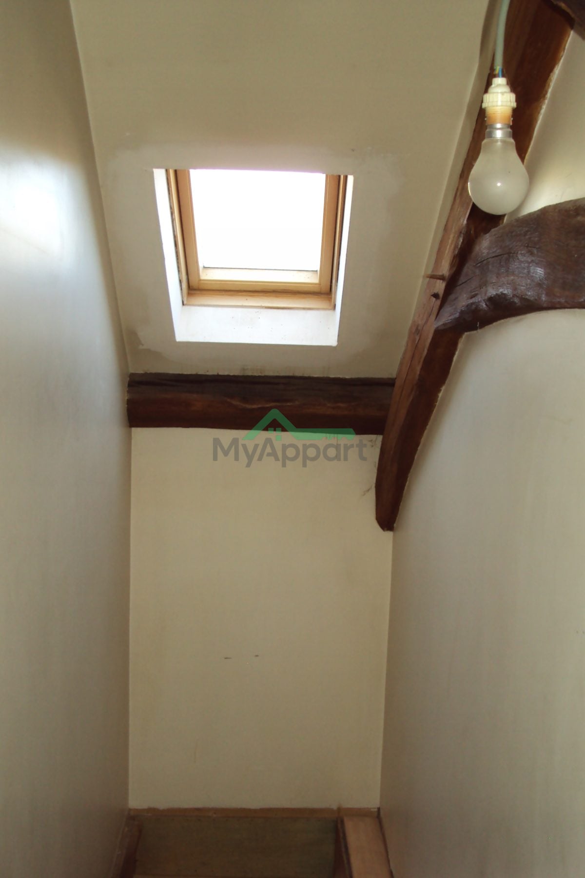 F4 non meublé 65 m2 a louer dans village de charme — photo 8