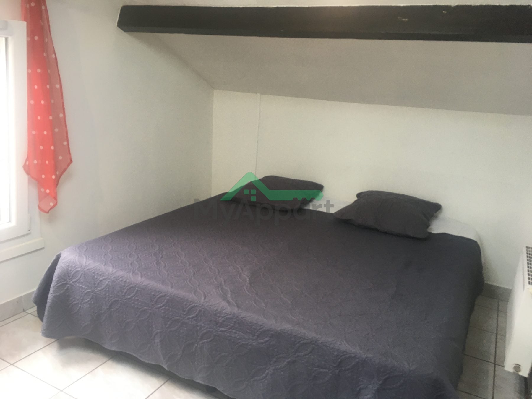 Joli T1 Meublé de 30 m², idéal pour étudiant ou professionnel. secteur Vénissieux Parilly. — photo 3