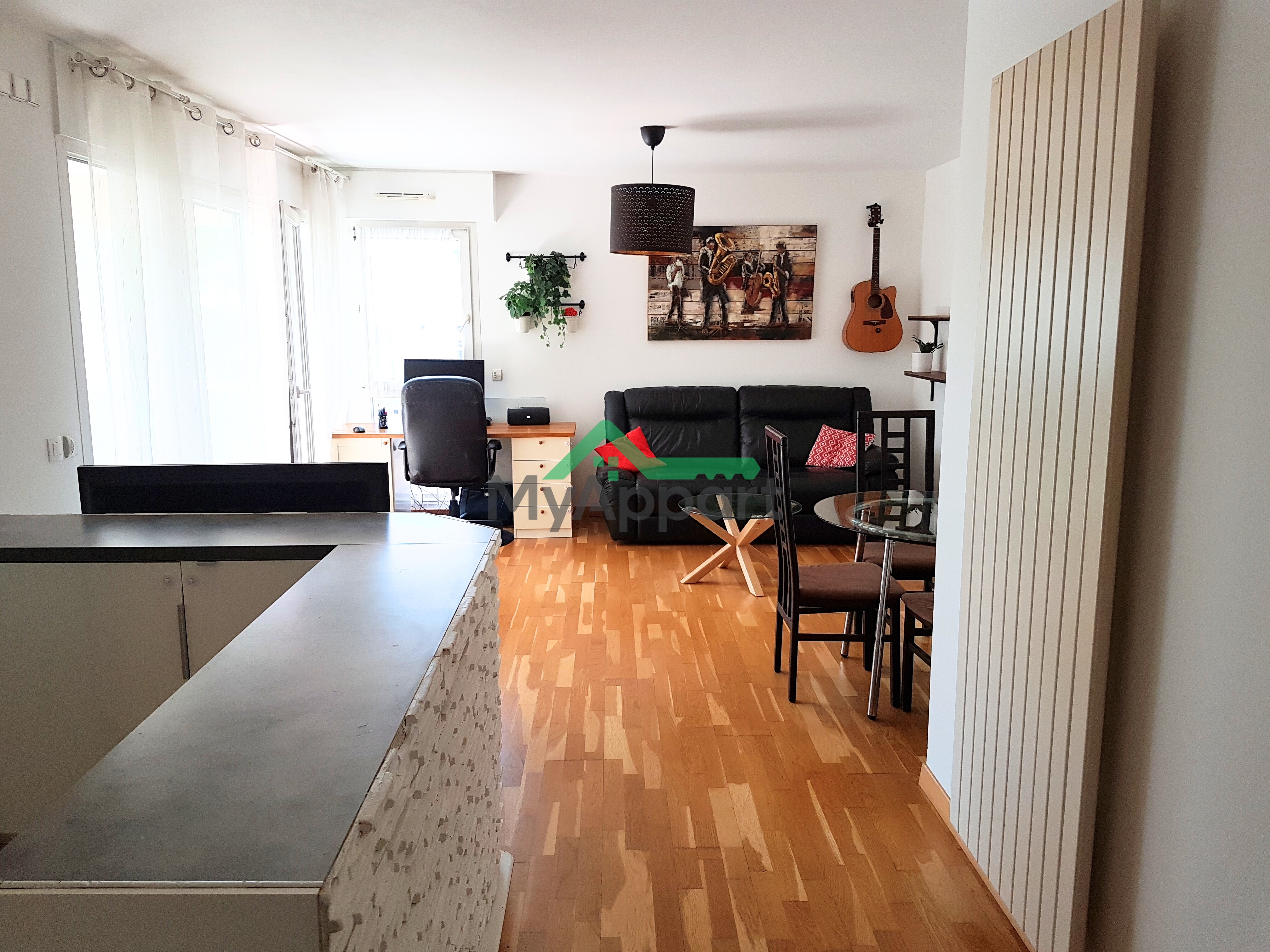 Très bel appartement T3 62 m² avec terrasse, parking en sous-sol et ascenseur – Face gare Rambouillet
