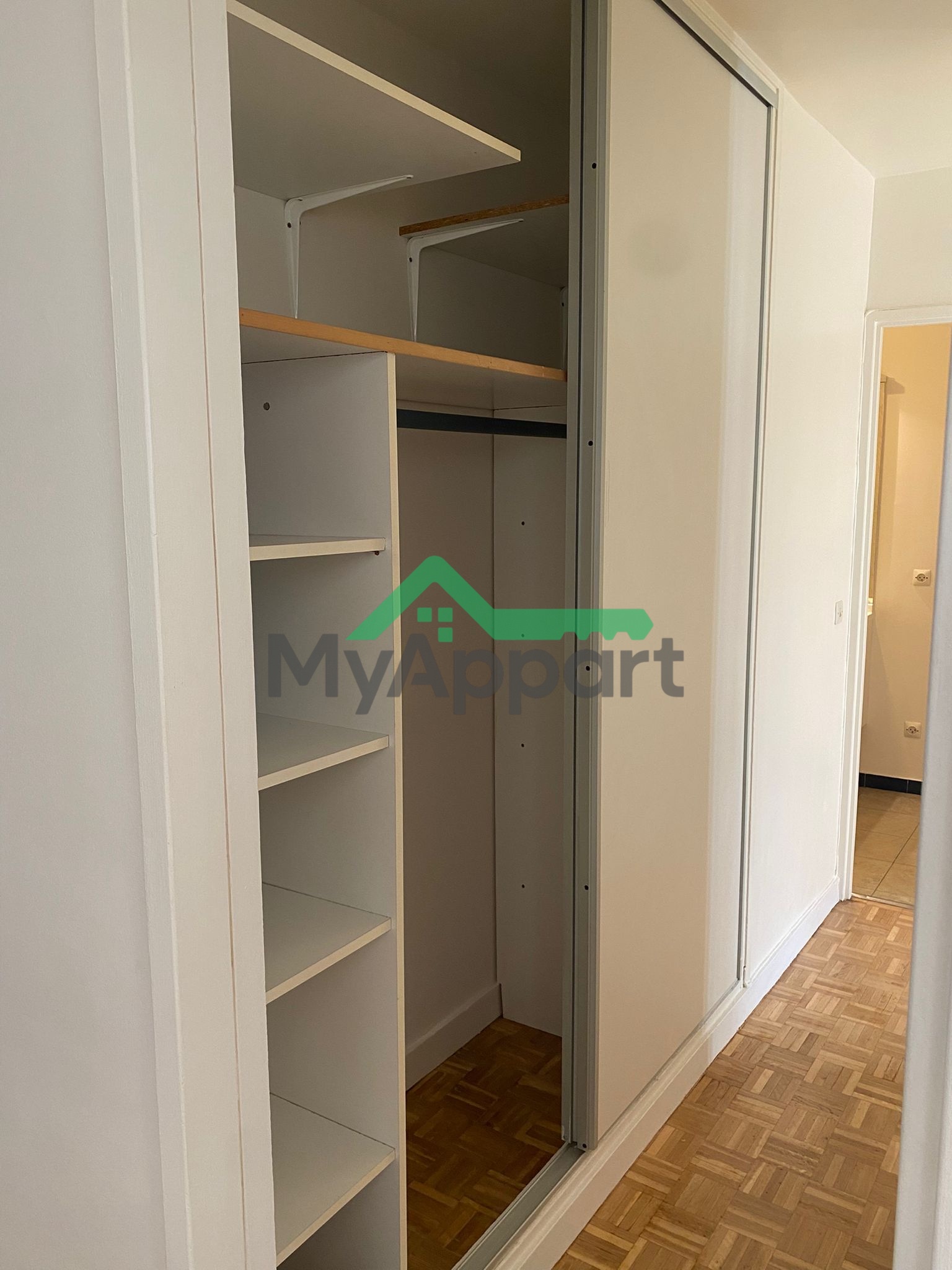 Appartement lumineux 3 pièces La Défense — photo 3