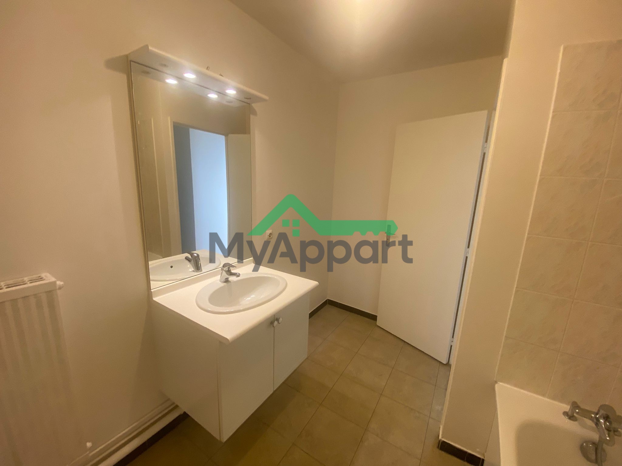 Appartement lumineux 3 pièces La Défense — photo 2