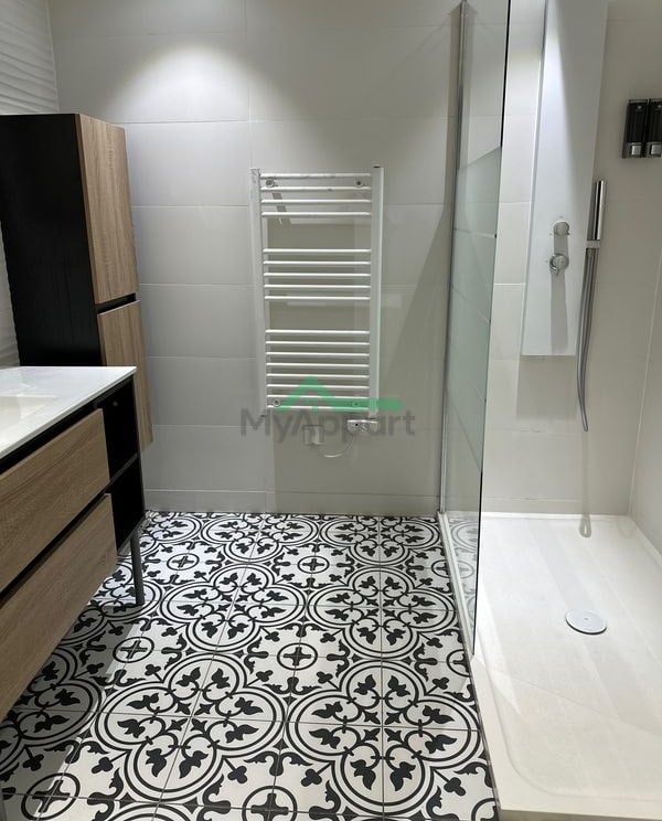 Bel appartement T2 68 m2 - Sain-Bel — photo 1