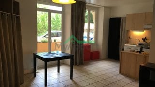 Appartement meublé 32 m² Lyon Ecully — photo 2