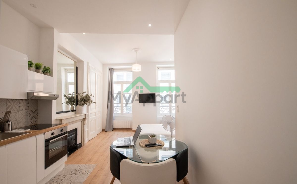 Studio entièrement meublé et équipé aux pentes de la Croix Rousse — photo 2