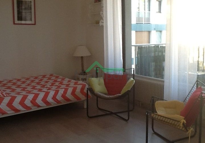 Location studio meublé — photo 2
