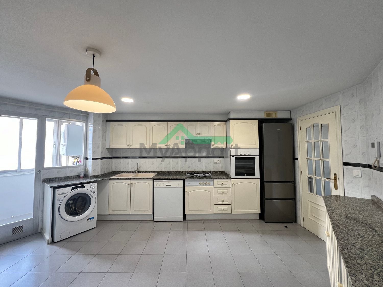 Piso 3 habitaciones parking cocina equipada — foto 10