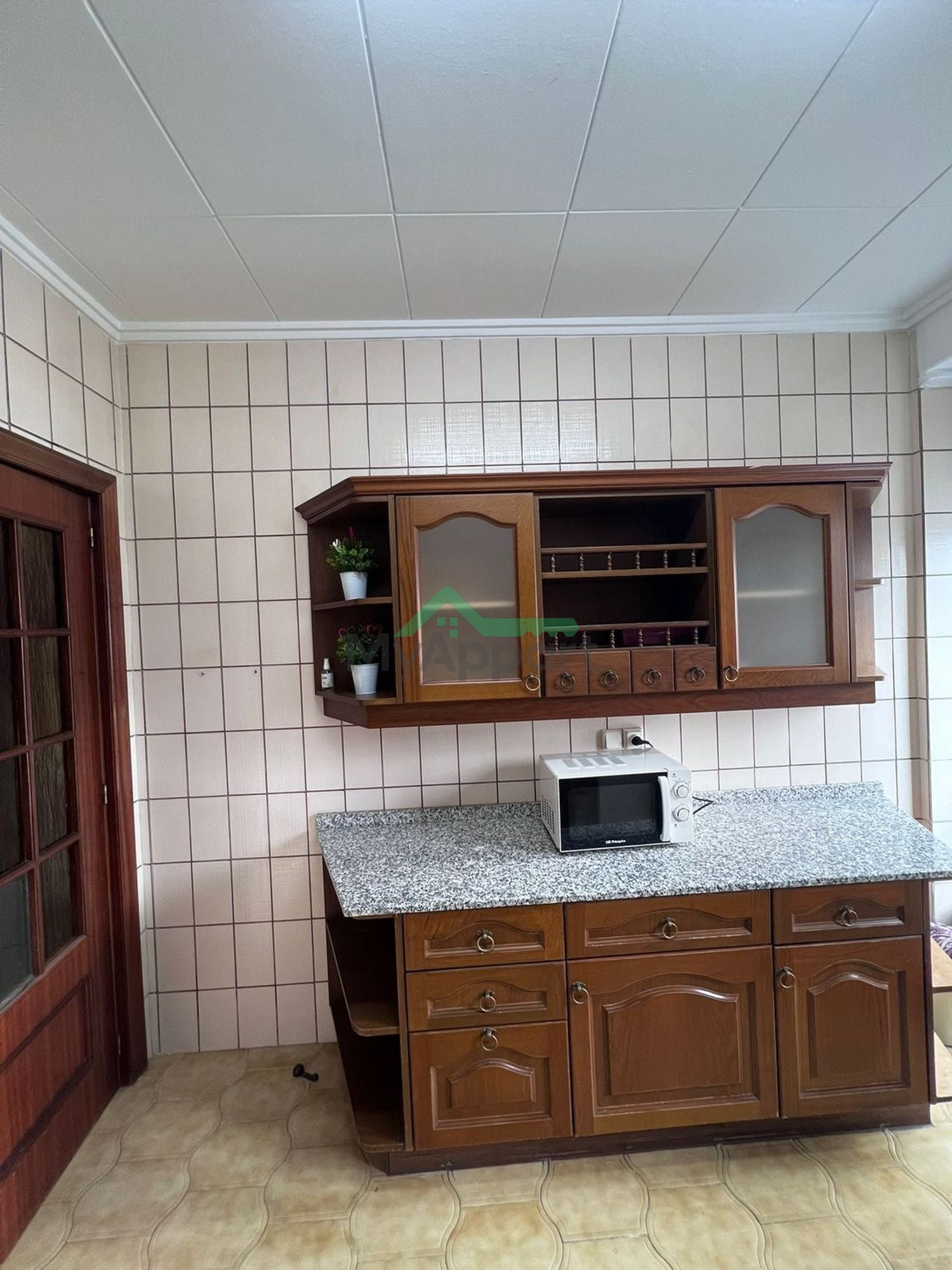 Piso luminoso con balcón y 5 habitaciones — foto 9