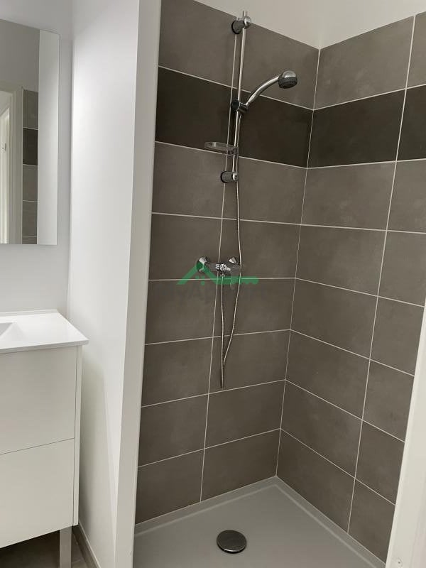 Appartement 3 pièces 59 m², Mérignac - 828 € — photo 9