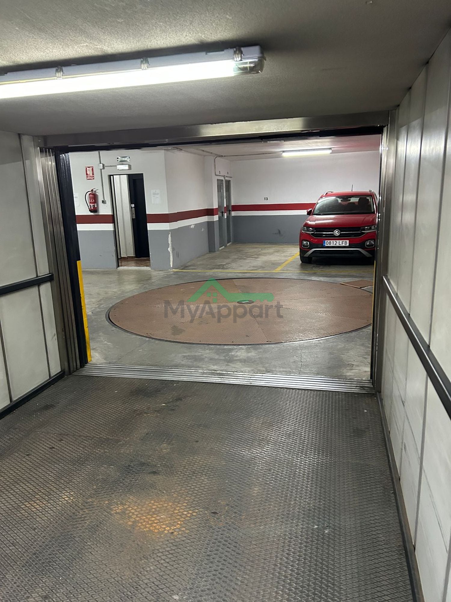 Piso meublé balcón aire acondicionado — foto 12