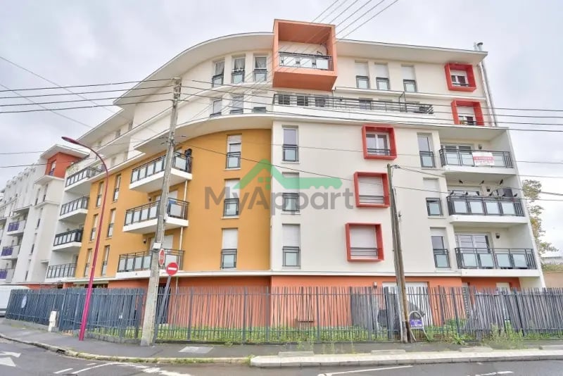 Appartement meublé lumineux balcon parking — photo 10