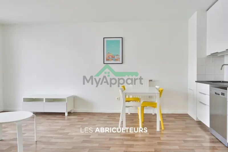 Appartement meublé lumineux balcon parking — photo 2