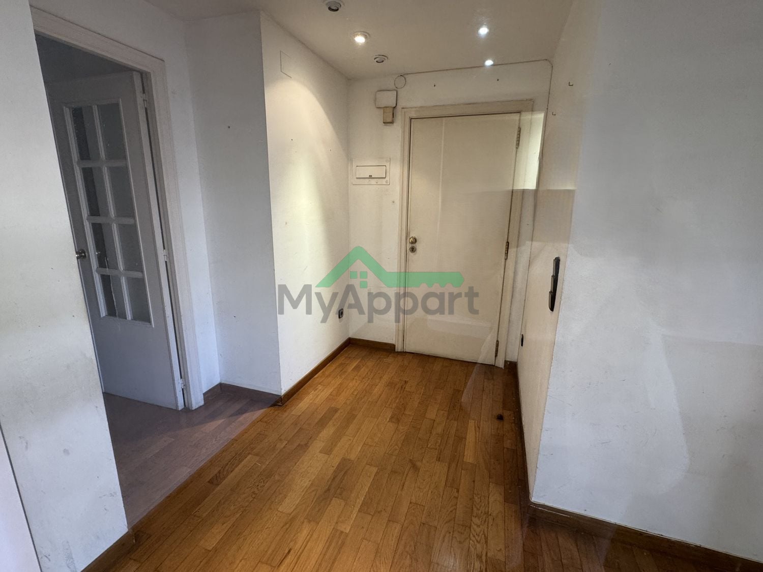 Piso luminoso con balcón y vistas — foto 6