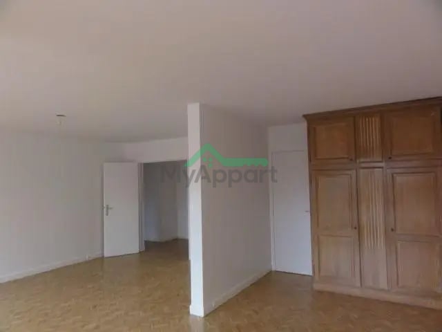Appartement familial lumineux balcon filant — photo 2