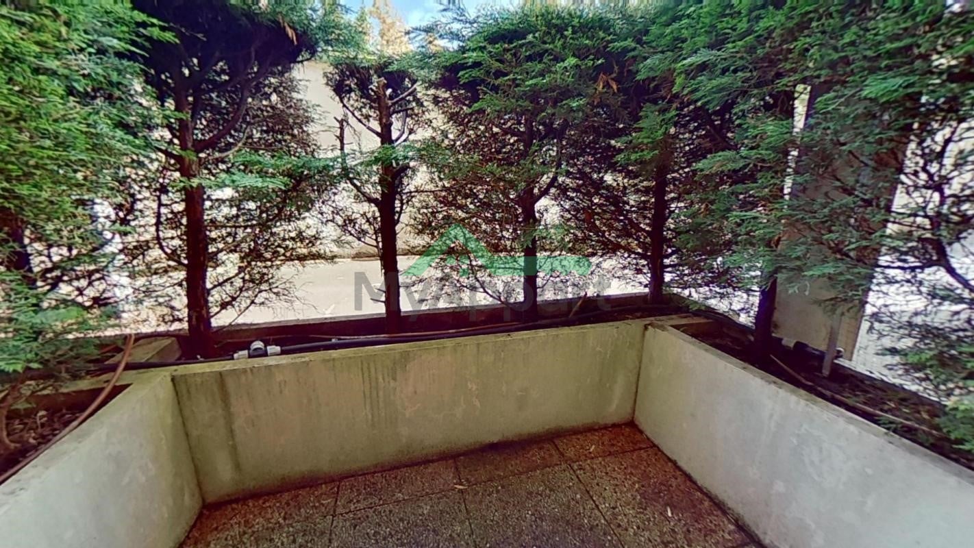 Appartement T2 meublé avec terrasse — photo 6