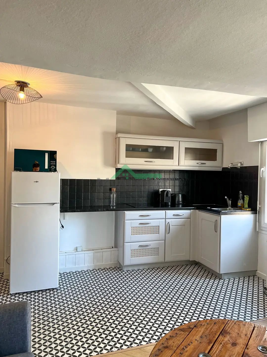 Appartement meublé rénové lumineux — photo 2