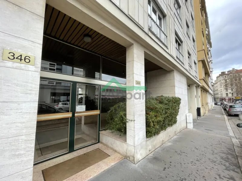 Appartement meublé lumineux parking — photo 9
