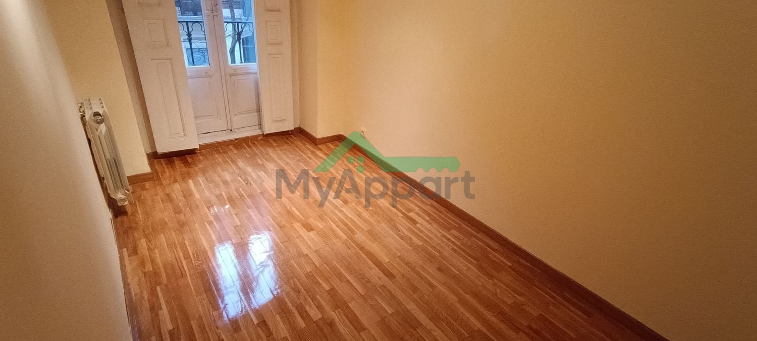 Piso reformado con cocina equipada — foto 11