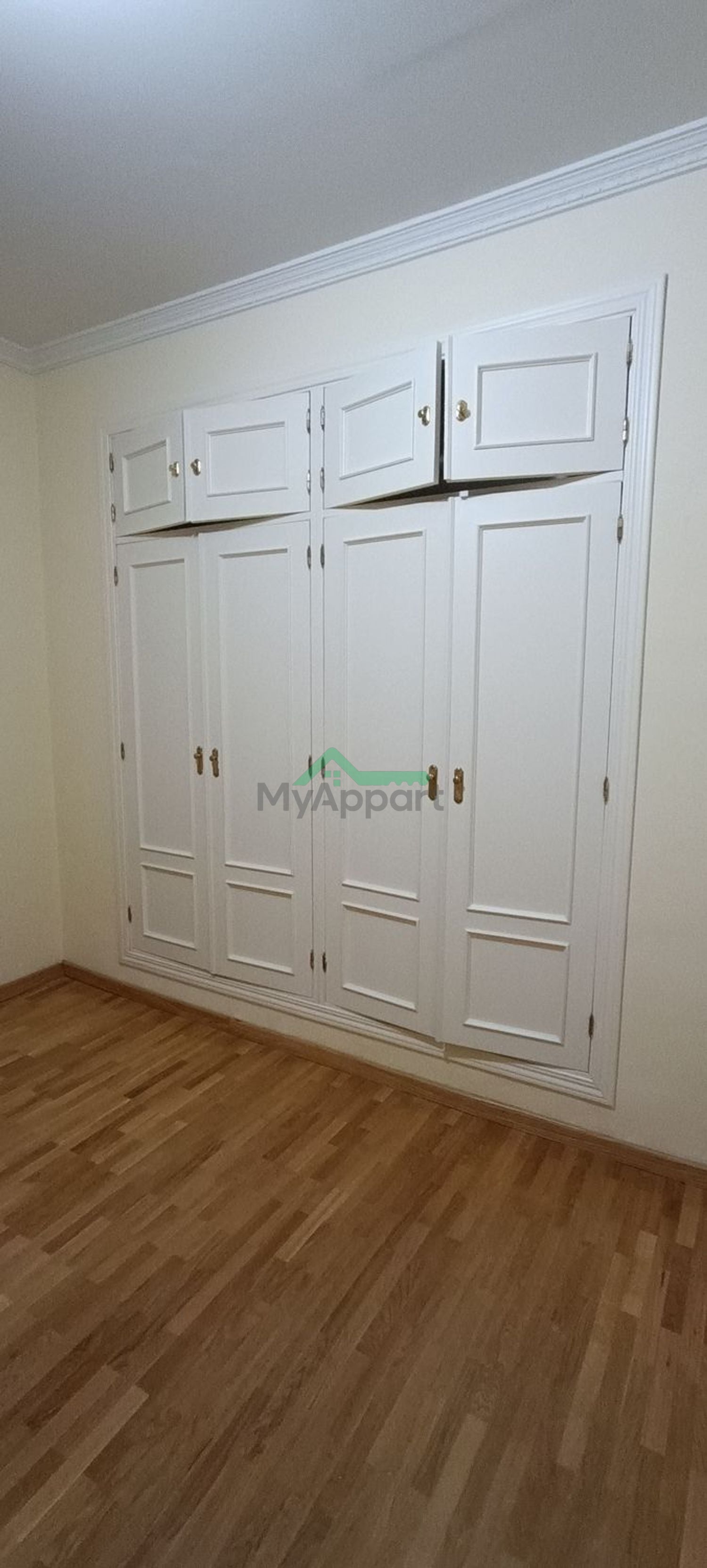 Piso reformado con cocina equipada — foto 9