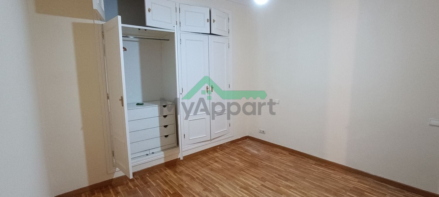 Piso reformado con cocina equipada — foto 8