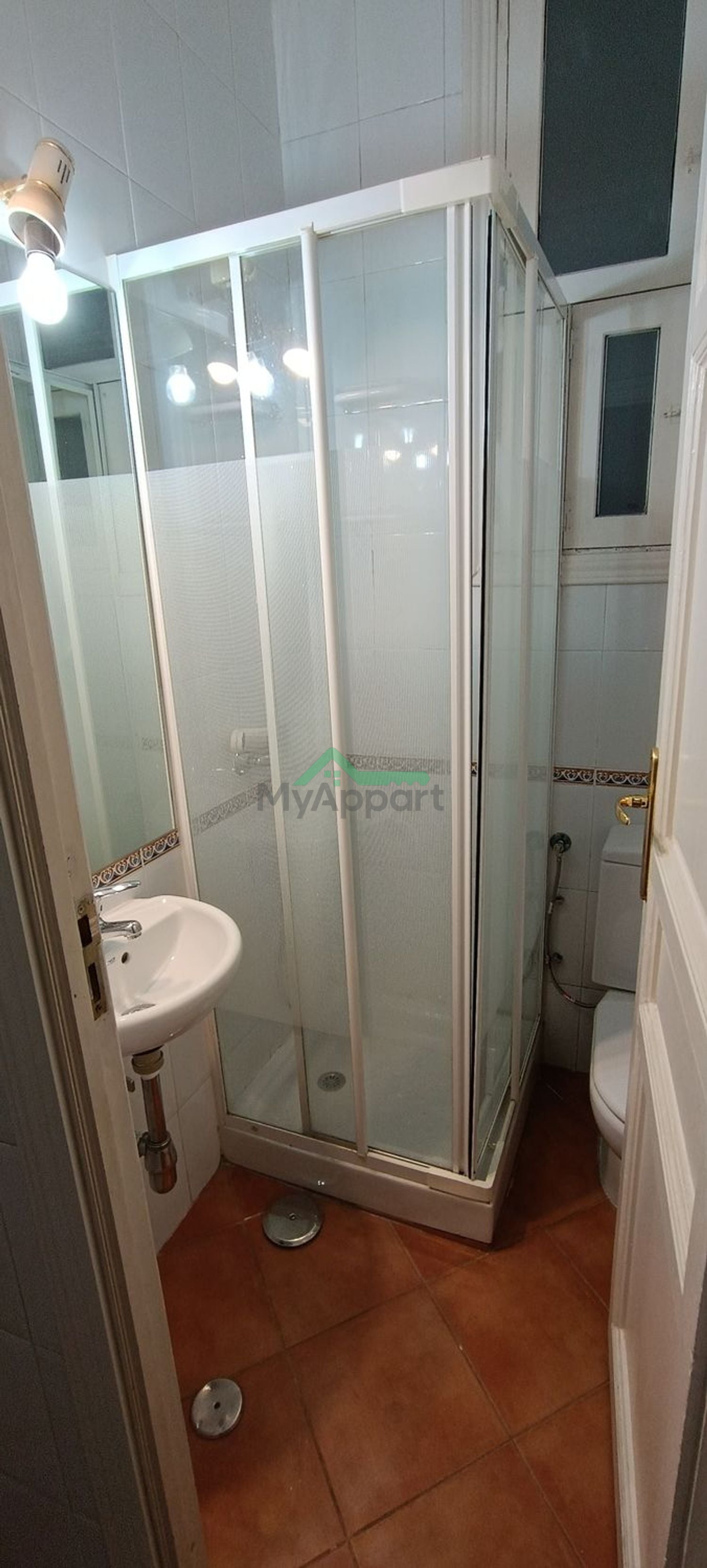 Piso reformado con cocina equipada — foto 7