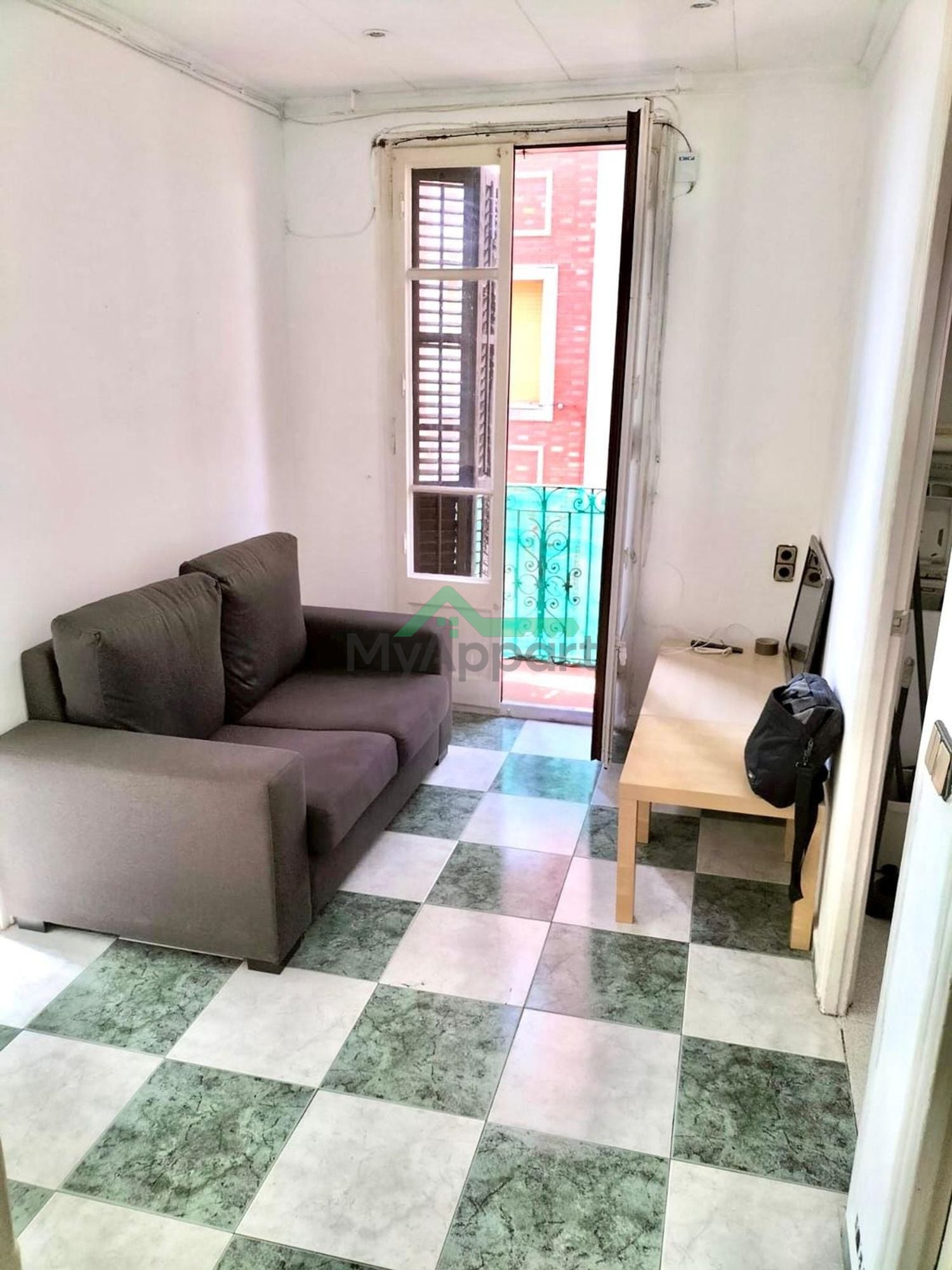 Piso 3 habitaciones luminoso balcón — foto 1