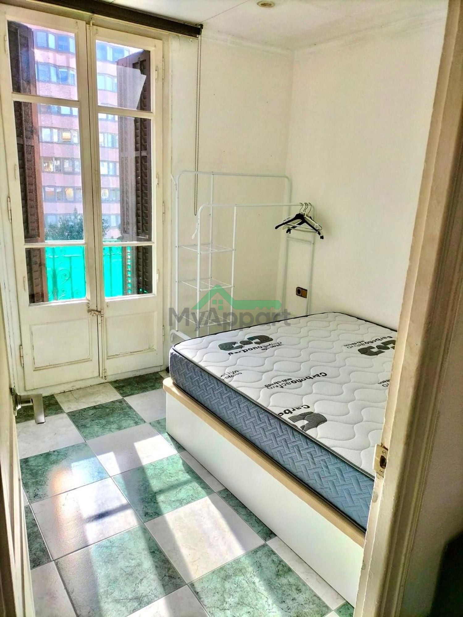 Piso 3 habitaciones luminoso balcón — foto 6