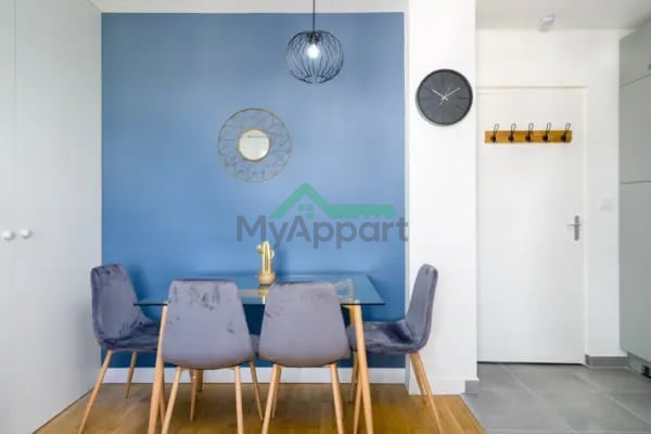 Superbe studio refait à neuf au 3 ème étage avec ascenseur. — photo 5