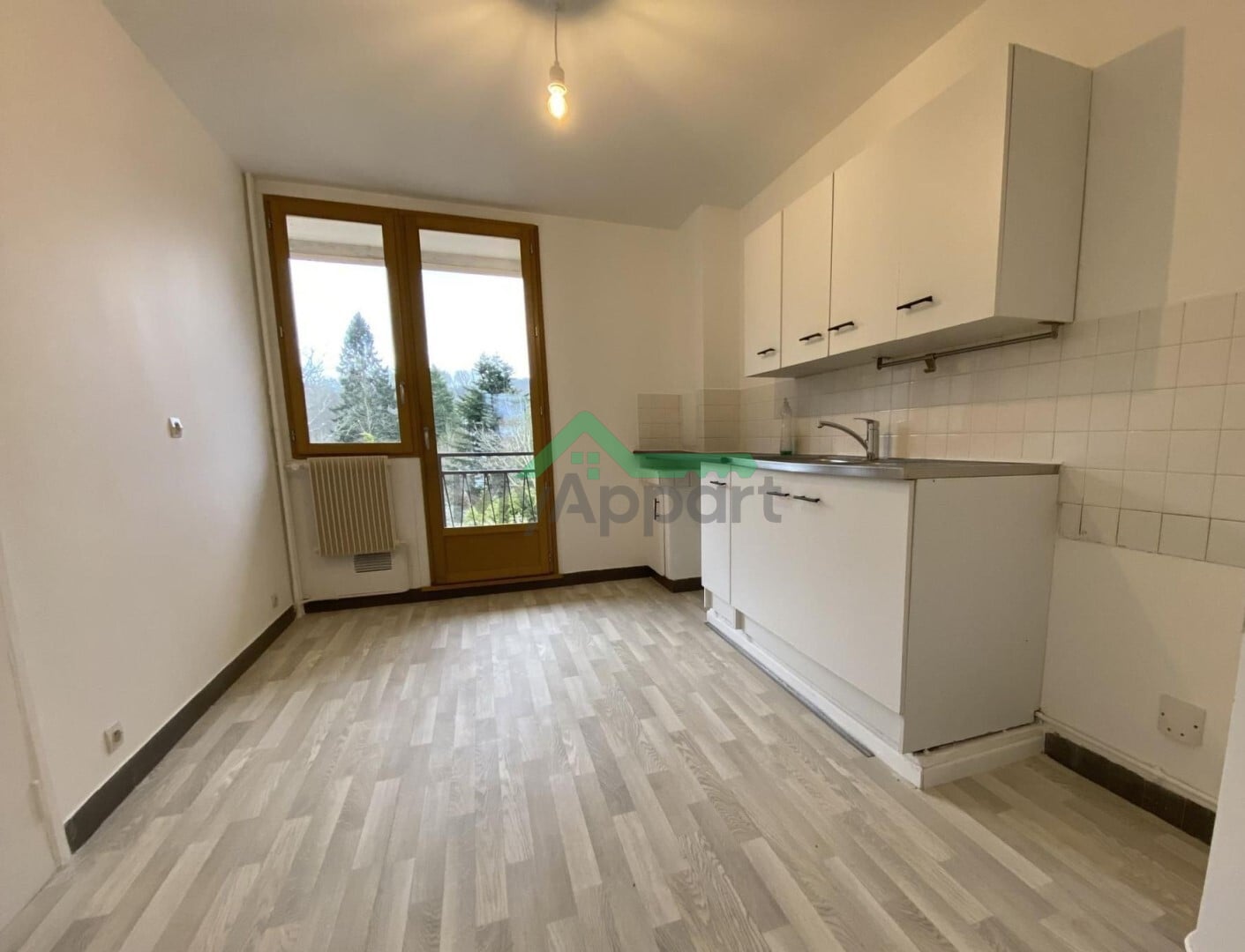 Appartement lumineux avec balcon parking — photo 1