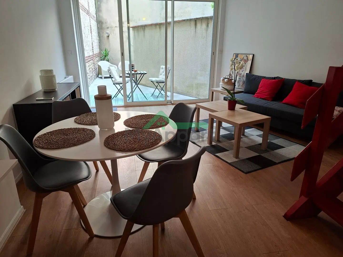 Appartement meublé terrasse Saint Marc — photo 1