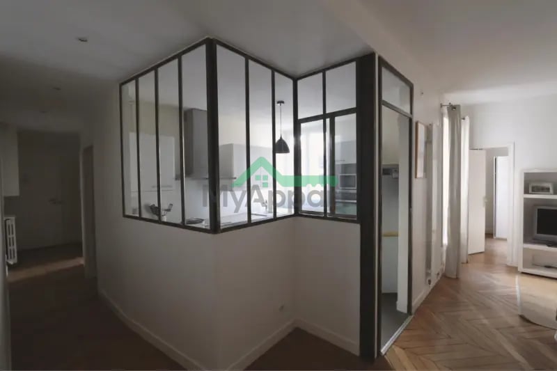 Appartement meublé 3 pièces étage élevé — photo 4