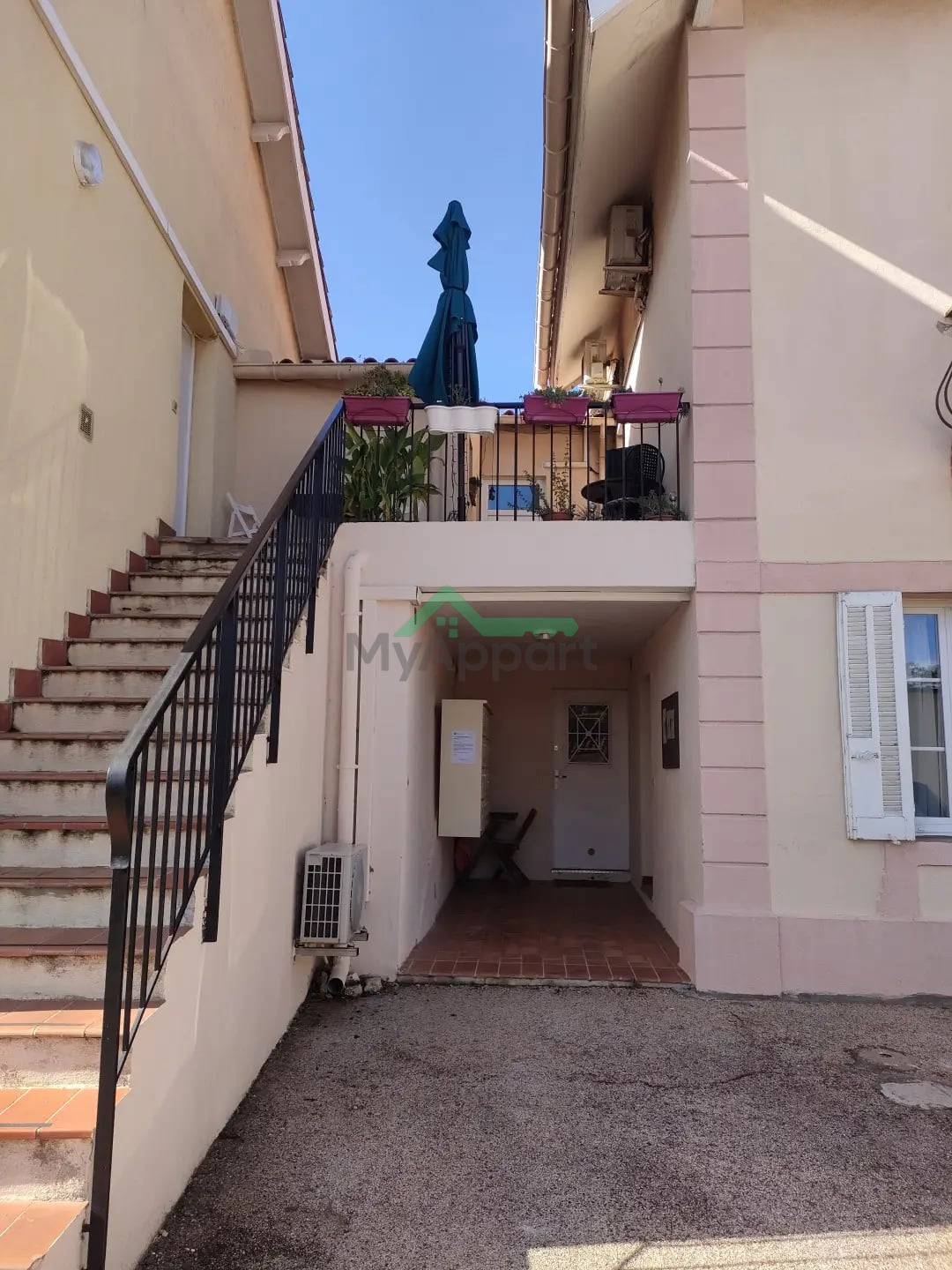 Studio meublé balcon calme absolu — photo 2
