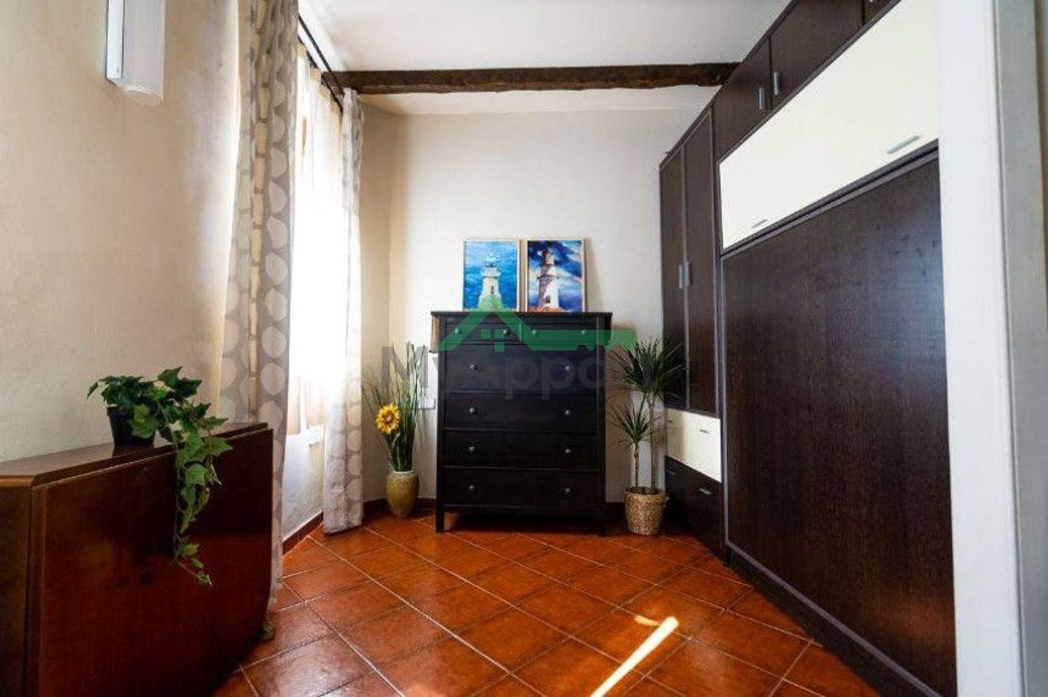 Estudio luminoso reformado y amueblado — foto 2