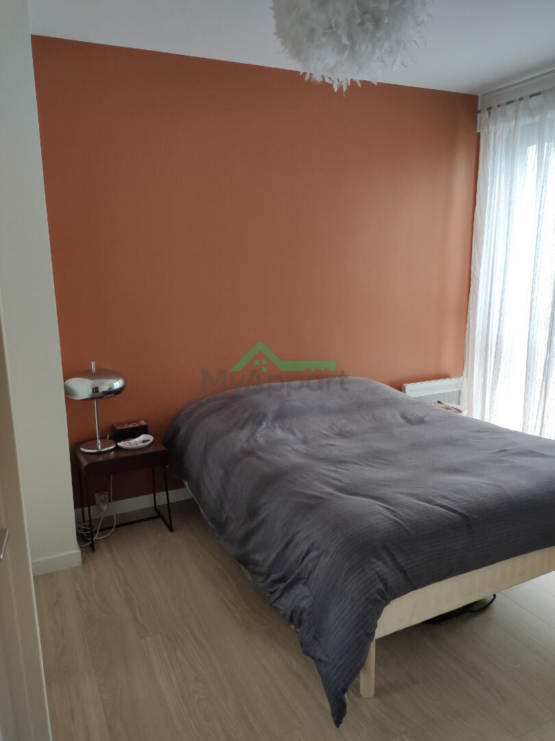 Appartement T2 rénové — photo 4