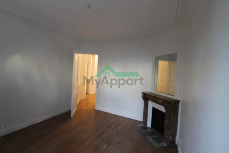 APPARTEMENT
                                                    à louer — photo 11