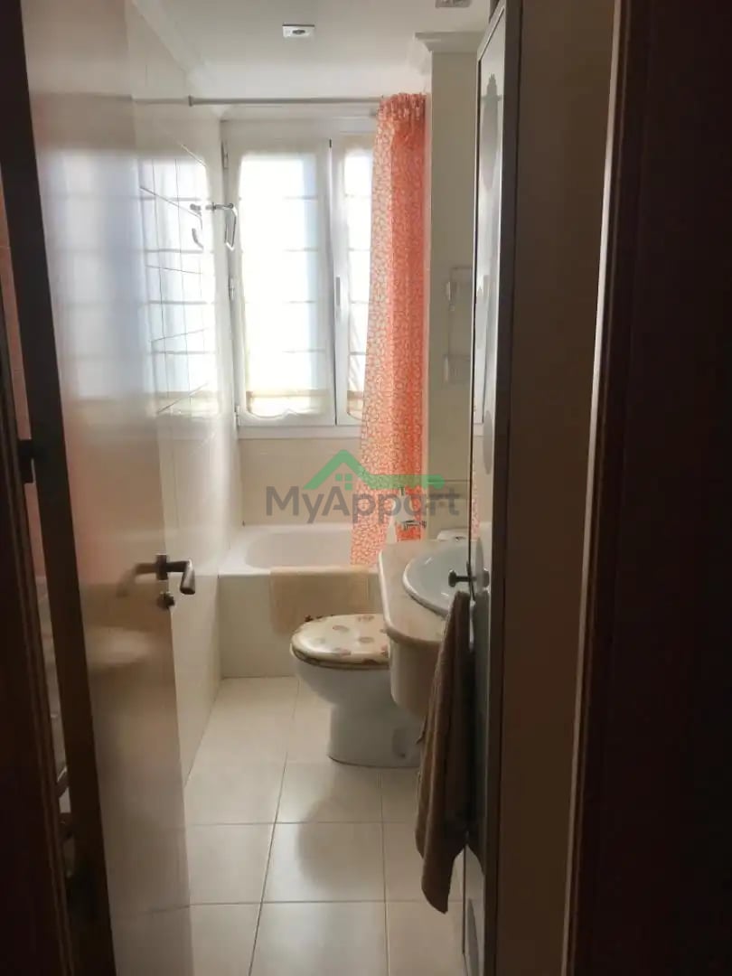 Piso céntrico amplio salón — foto 6