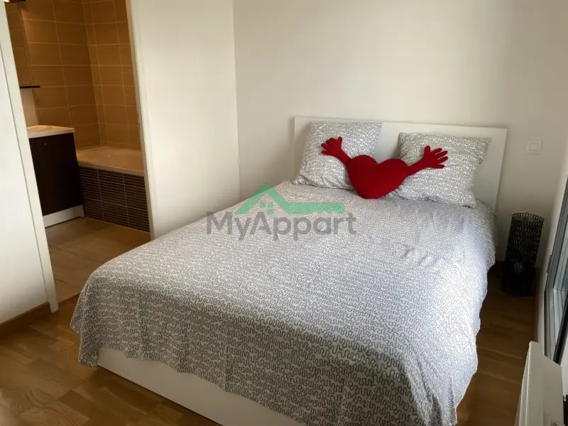 Appartement T2 meublé avec balcon — photo 8