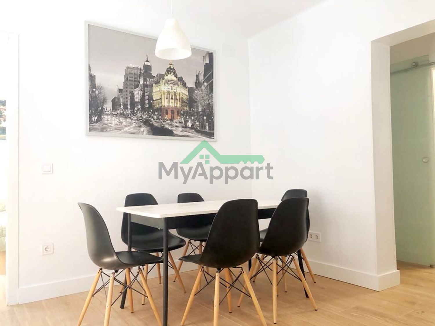 Piso meublé luminoso con aire acondicionado — foto 4