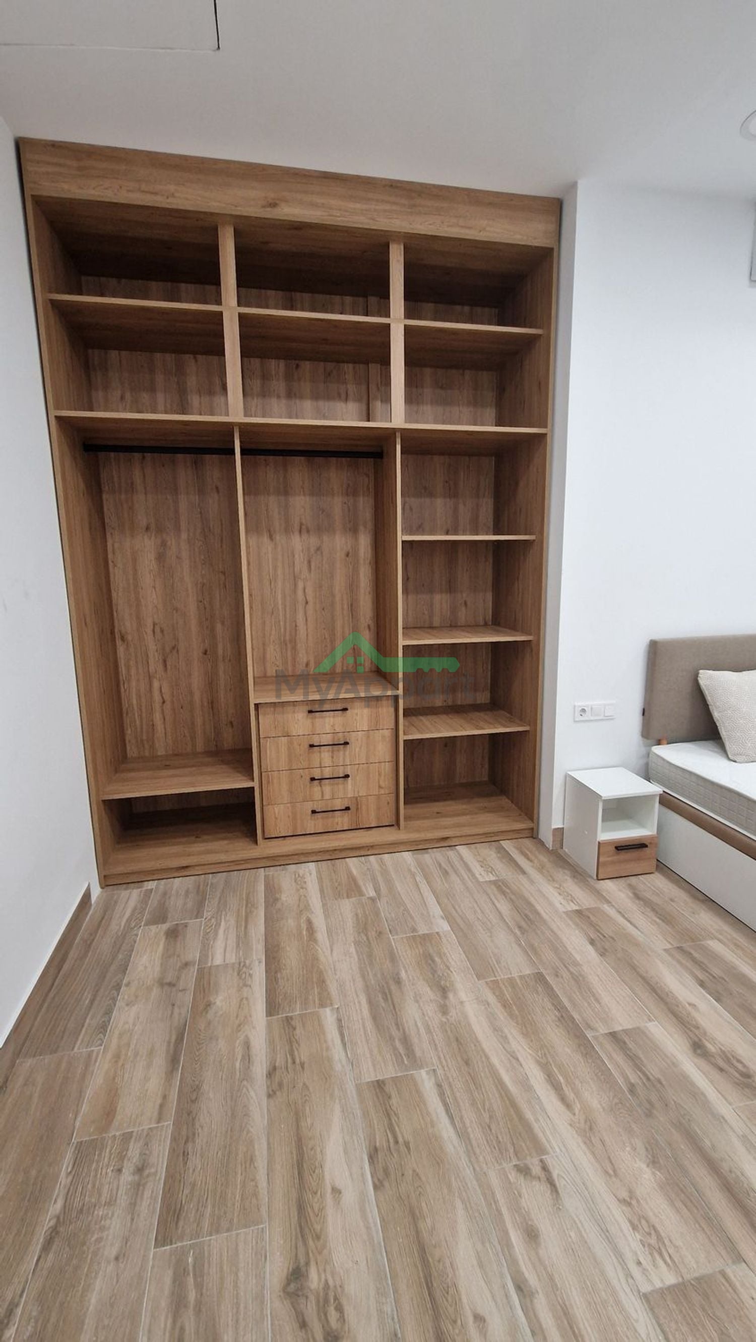 Estudio luminoso a estrenar cocina equipada — foto 6