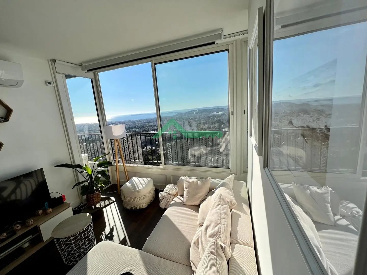 Appartement meublé rénové vue mer balcon — photo 2