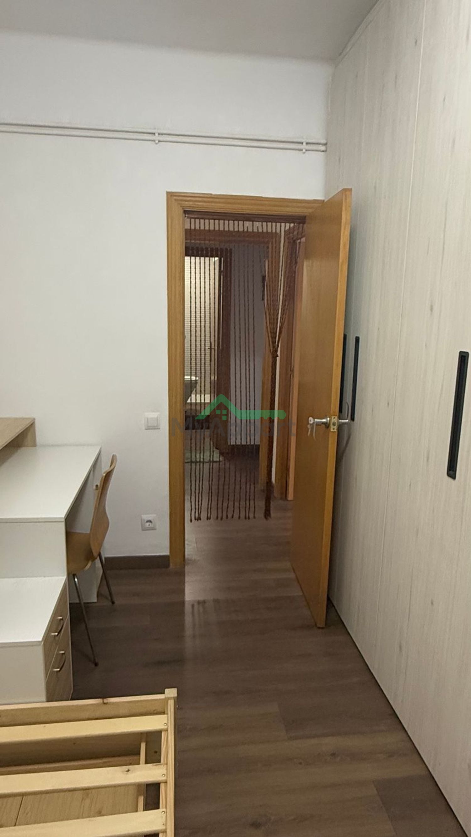 Piso 4 habitaciones luminoso con wifi — foto 8