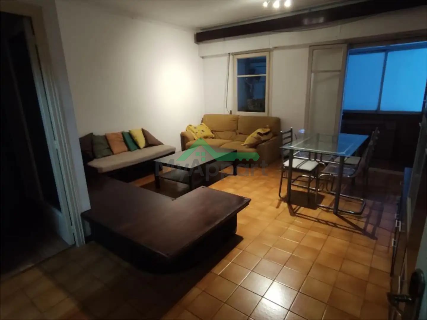 Piso 2 habitaciones Semiamueblado — foto 2